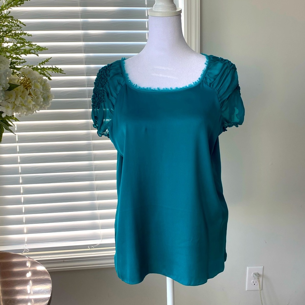 Elie Tahari cap-sleeve teal silk shell